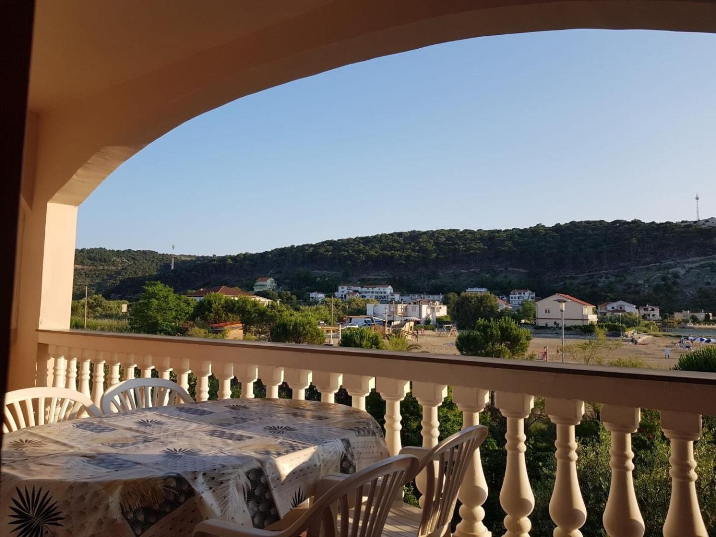 Apartments Mari - Near Sea Lopar Exterior photo